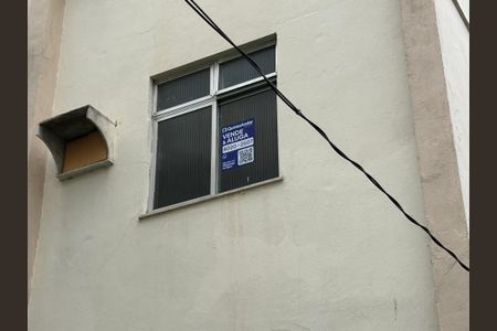 Apartamento para alugar com 55m², 2 quartos e 1 vagaFachada + plaquinha