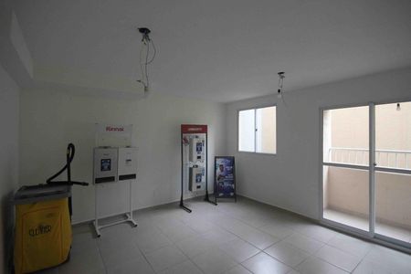 Apartamento para alugar com 36m², 2 quartos e sem vagaÁrea comum - Salão de festas