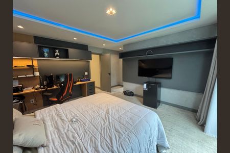 Casa de condomínio à venda com 433m², 4 quartos e 2 vagas Casa de condomínio à venda com 433m², 4 quartos e 2 vagasQuarto 3