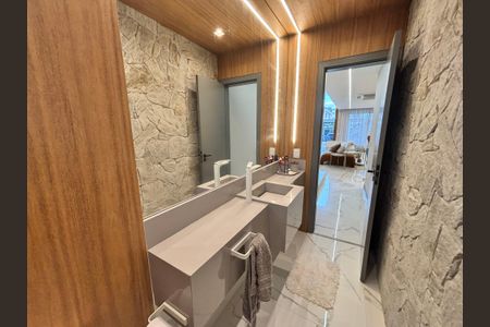 Casa de condomínio à venda com 433m², 4 quartos e 2 vagas Casa de condomínio à venda com 433m², 4 quartos e 2 vagasLavabo