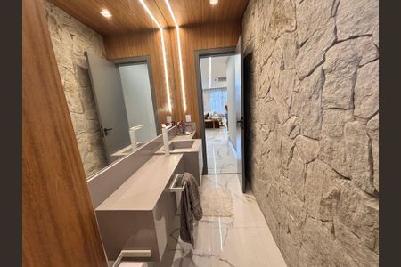 Casa de condomínio à venda com 433m², 4 quartos e 2 vagas Casa de condomínio à venda com 433m², 4 quartos e 2 vagasLavabo