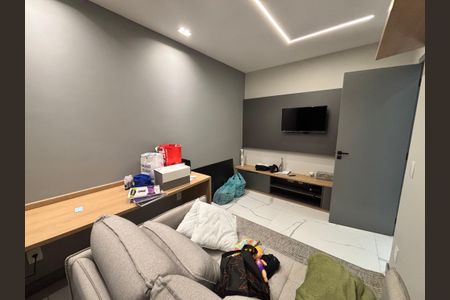 Casa de condomínio à venda com 433m², 4 quartos e 2 vagas Casa de condomínio à venda com 433m², 4 quartos e 2 vagasQuarto 2