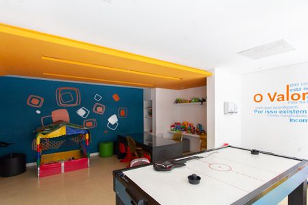 Apartamento à venda com 64m², 2 quartos e 1 vaga Apartamento à venda com 64m², 2 quartos e 1 vagaÁrea comum - Sala de Jogos