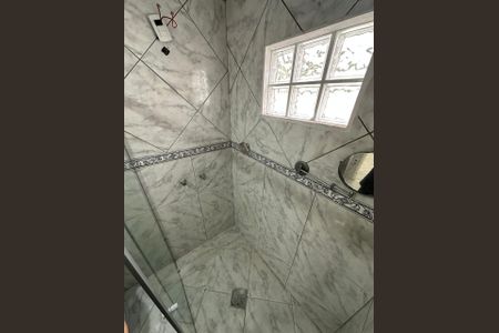 Casa para alugar com 54m², 2 quartos e sem vaga Casa para alugar com 54m², 2 quartos e sem vagaBanheiro