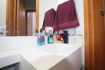 Apartamento para alugar com 55m², 2 quartos e 1 vagaBanheiro 2