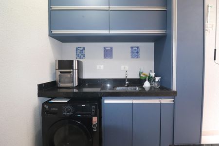 Apartamento para alugar com 55m², 2 quartos e 1 vagaÁrea de Serviço