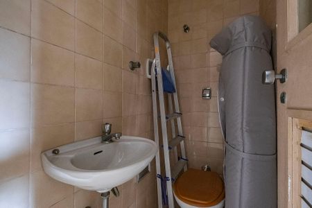 Apartamento para alugar com 93m², 3 quartos e 1 vagaÁrea de Serviço - banheiro