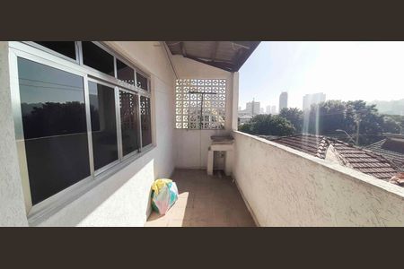 Casa para alugar com 150m², 2 quartos e 3 vagas Casa para alugar com 150m², 2 quartos e 3 vagasCasa 1 - Área de Serviço