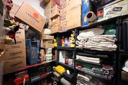 Casa à venda com 138m², 2 quartos e 2 vagas Casa à venda com 138m², 2 quartos e 2 vagasQuarto de Serviço