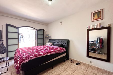 Casa à venda com 138m², 2 quartos e 2 vagas Casa à venda com 138m², 2 quartos e 2 vagasQuarto 1