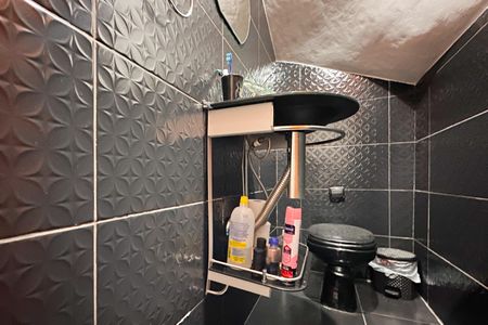 Casa à venda com 138m², 2 quartos e 2 vagas Casa à venda com 138m², 2 quartos e 2 vagasLavabo