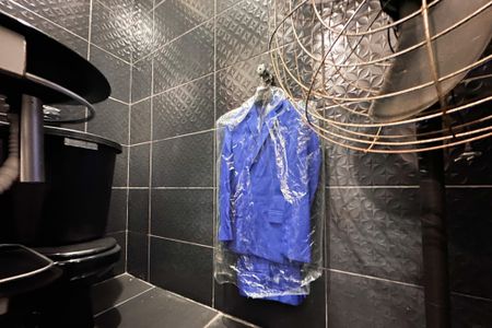 Casa à venda com 138m², 2 quartos e 2 vagas Casa à venda com 138m², 2 quartos e 2 vagasBanheiro de serviço