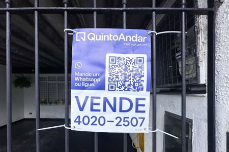 Casa à venda com 138m², 2 quartos e 2 vagas Casa à venda com 138m², 2 quartos e 2 vagasPlaca