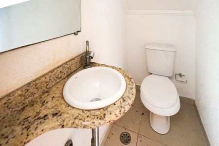 Casa de condomínio para alugar com 126m², 3 quartos e 2 vagas Casa de condomínio para alugar com 126m², 3 quartos e 2 vagasPia
