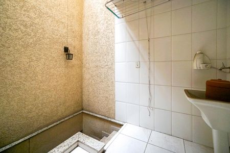 Casa de condomínio para alugar com 126m², 3 quartos e 2 vagas Casa de condomínio para alugar com 126m², 3 quartos e 2 vagasÁrea de serviço