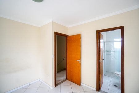 Casa de condomínio para alugar com 126m², 3 quartos e 2 vagas Casa de condomínio para alugar com 126m², 3 quartos e 2 vagasSuíte