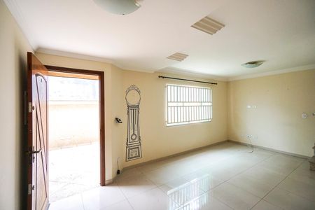 Sala de casa de condomínio para alugar com 3 quartos, 126m² em Chácara Seis de Outubro, São Paulo