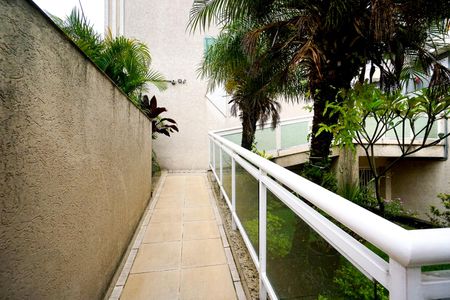 Casa de condomínio para alugar com 126m², 3 quartos e 2 vagas Casa de condomínio para alugar com 126m², 3 quartos e 2 vagasRampa de acesso