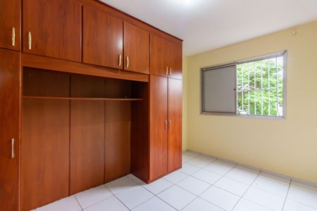 Quarto 1 de apartamento para alugar com 2 quartos, 65m² em Quitaúna, Osasco