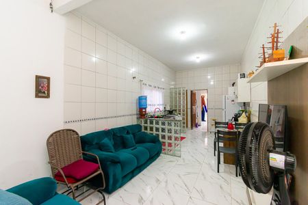 Sala de casa à venda com 2 quartos, 82m² em Fazenda da Juta, São Paulo