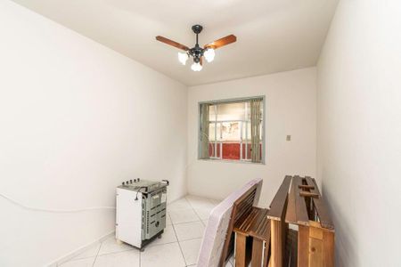 Sala de apartamento para alugar com 2 quartos, 84m² em Olaria, Rio de Janeiro