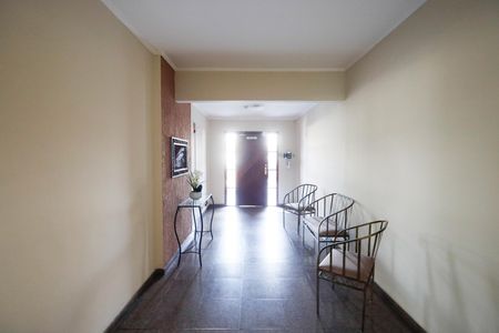 Apartamento à venda com 52m², 2 quartos e 2 vagas Apartamento à venda com 52m², 2 quartos e 2 vagasHall