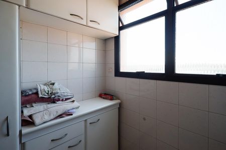 Apartamento à venda com 52m², 2 quartos e 2 vagas Apartamento à venda com 52m², 2 quartos e 2 vagasÁrea de Serviço