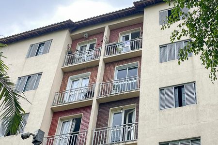 Apartamento à venda com 57m², 2 quartos e 1 vagaFachada + plaquinha