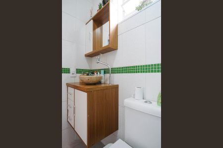 Apartamento à venda com 57m², 2 quartos e 1 vagaBanheiro 