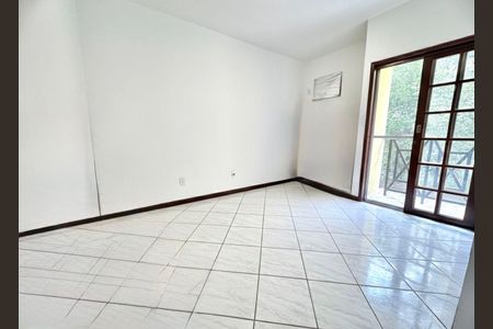 Sala de casa de condomínio à venda com 4 quartos, 120m² em Vargem Grande, Rio de Janeiro