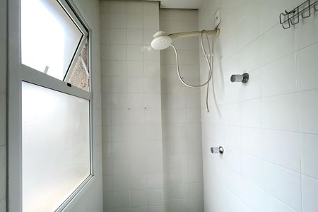 Apartamento para alugar com 117m², 2 quartos e 2 vagas Apartamento para alugar com 117m², 2 quartos e 2 vagasBanheiro de serviço