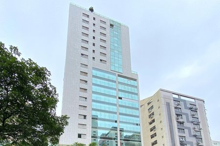 Apartamento para alugar com 117m², 2 quartos e 2 vagasFachada