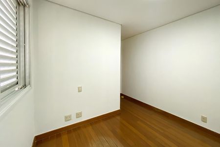Apartamento para alugar com 117m², 2 quartos e 2 vagas Apartamento para alugar com 117m², 2 quartos e 2 vagasSuite 1