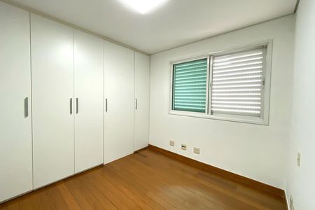 Apartamento para alugar com 117m², 2 quartos e 2 vagas Apartamento para alugar com 117m², 2 quartos e 2 vagasSuite 1