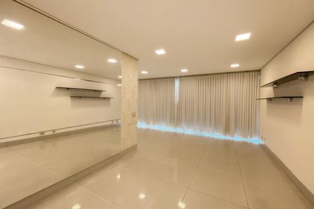 Apartamento para alugar com 117m², 2 quartos e 2 vagas Apartamento para alugar com 117m², 2 quartos e 2 vagasSala