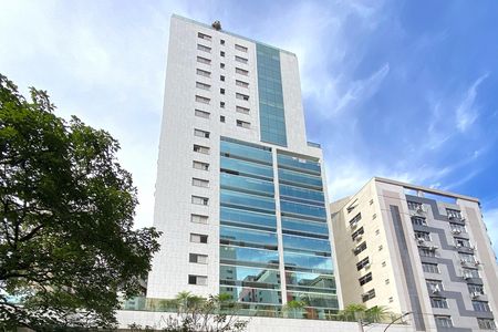 Apartamento para alugar com 117m², 2 quartos e 2 vagas Apartamento para alugar com 117m², 2 quartos e 2 vagasFachada