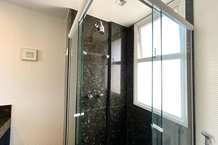 Apartamento para alugar com 117m², 2 quartos e 2 vagas Apartamento para alugar com 117m², 2 quartos e 2 vagasBanheiro da Suíte 2