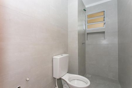 Apartamento à venda com 38m², 2 quartos e sem vaga Apartamento à venda com 38m², 2 quartos e sem vagaBanheiro