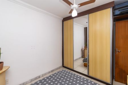 Casa à venda com 2 quartos, 153m² em São João Batista, Belo Horizonte
