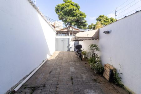 Casa à venda com 153m², 2 quartos e 2 vagas Casa à venda com 153m², 2 quartos e 2 vagasÁrea comum