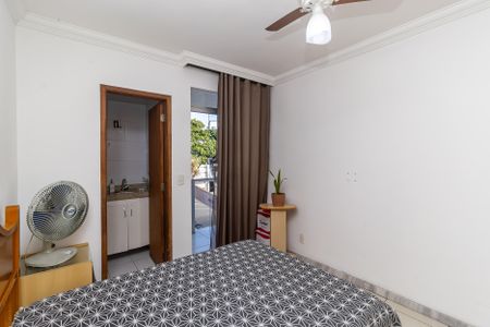 Casa à venda com 2 quartos, 153m² em São João Batista, Belo Horizonte