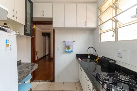 Apartamento à venda com 58m², 2 quartos e 1 vagaCozinha