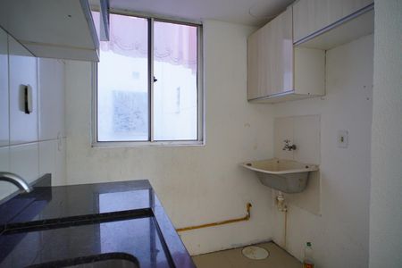 Cozinha   de apartamento para alugar com 2 quartos, 50m² em Jardim Dona Leopoldina, Porto Alegre