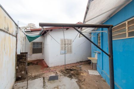 Casa para alugar com 250m², 3 quartos e 1 vaga Casa para alugar com 250m², 3 quartos e 1 vagaÁREA EXTERNA FUNDOS