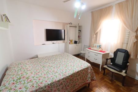 Casa para alugar com 171m², 2 quartos e 1 vagaQuarto 1