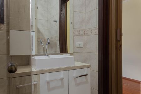 Casa à venda com 194m², 3 quartos e 1 vaga Casa à venda com 194m², 3 quartos e 1 vagaBanheiro da Suíte 1