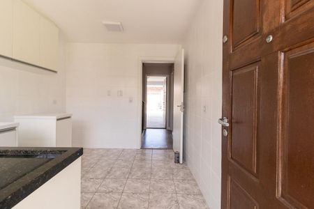 Casa para alugar com 89m², 3 quartos e 2 vagas Casa para alugar com 89m², 3 quartos e 2 vagasCozinha - Armários