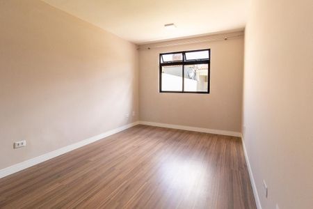 Sala de casa para alugar com 3 quartos, 89m² em Parolin, Curitiba