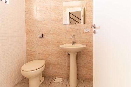 Casa para alugar com 89m², 3 quartos e 2 vagas Casa para alugar com 89m², 3 quartos e 2 vagasLavabo