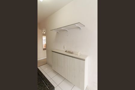 Apartamento para alugar com 63m², 2 quartos e 1 vaga Apartamento para alugar com 63m², 2 quartos e 1 vagaCozinha e Área de Serviço